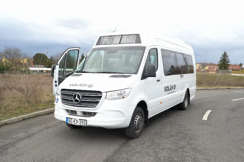 Új midibusz-járatok indulnak Esztergomban