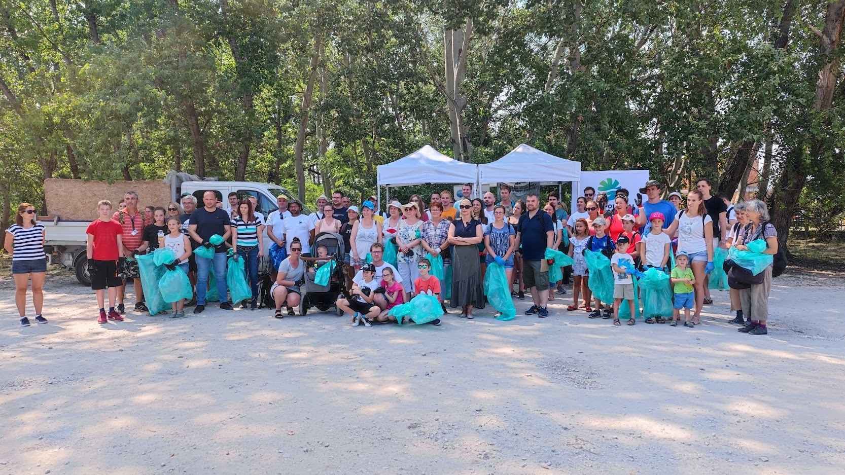 Búvárok és önkéntesek fogtak össze a Palatinus-tó tisztaságáért